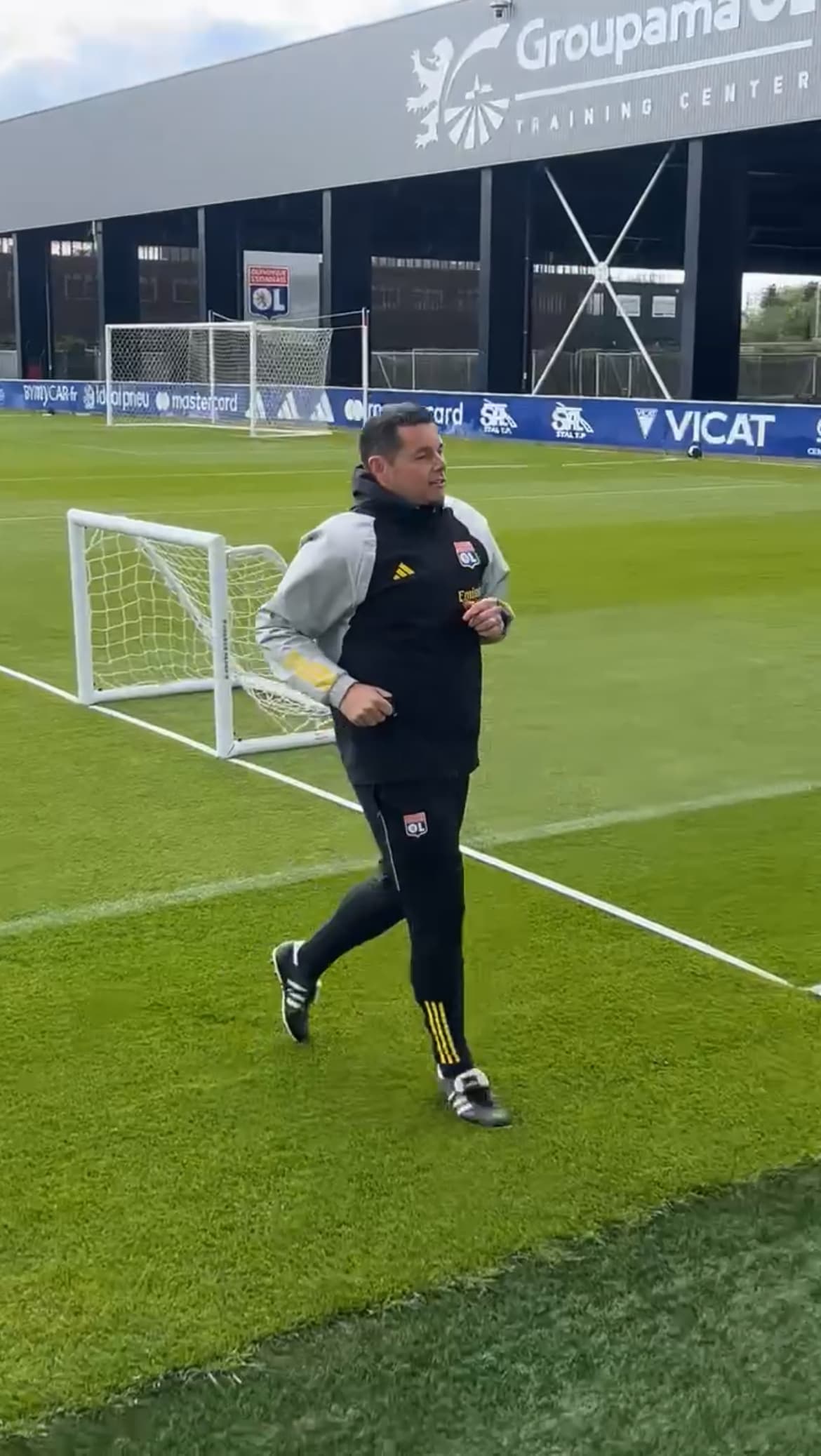 Pierre Sage lors d’un entraînement ouvert au public, le 21 mai 2024.