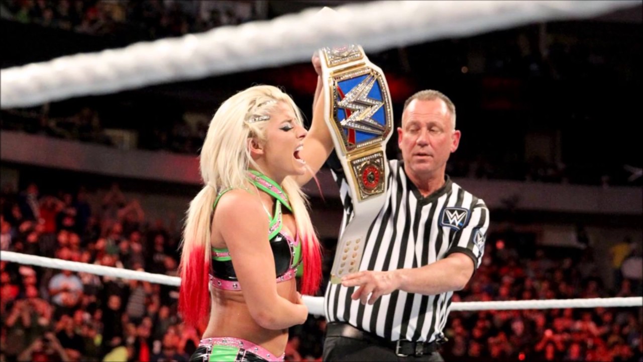 Alexa bliss Becoming the Smack down champion