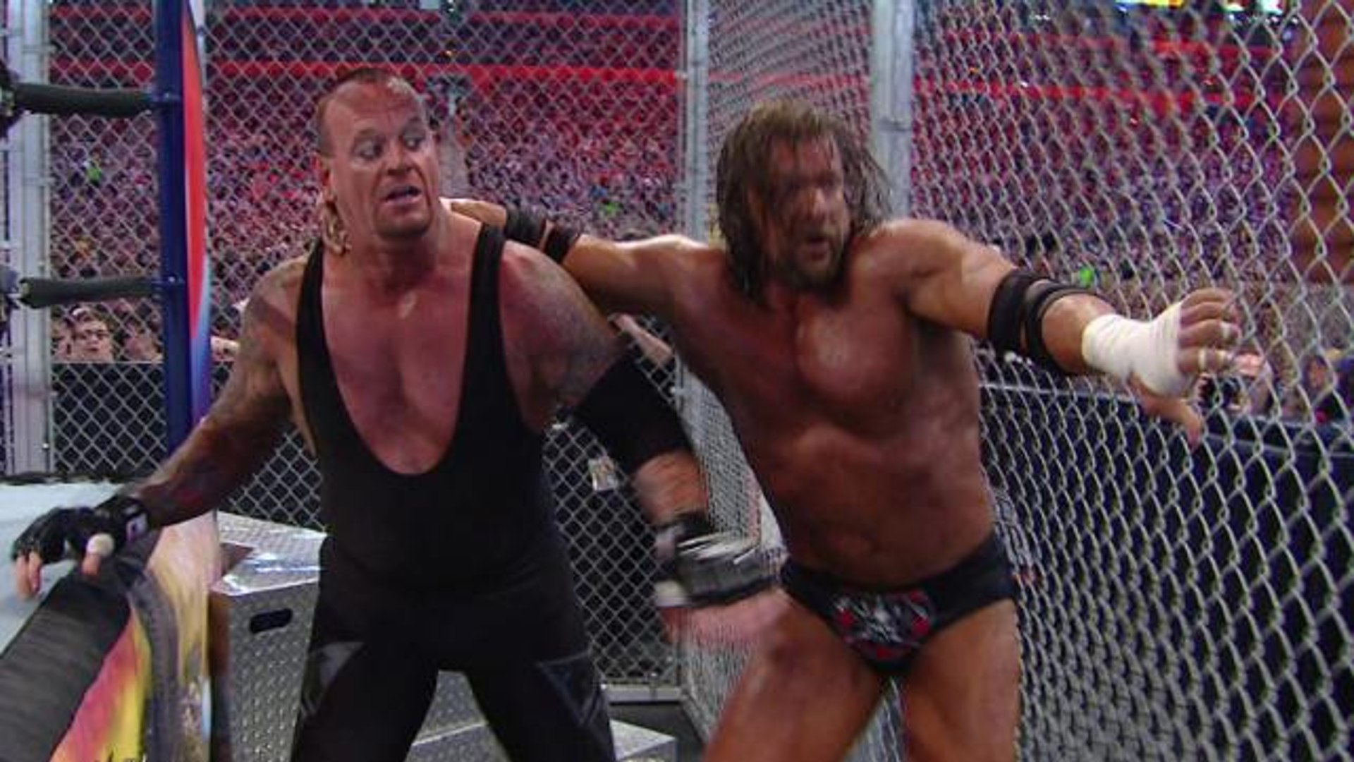 Triple H vs The Undertaker Photo