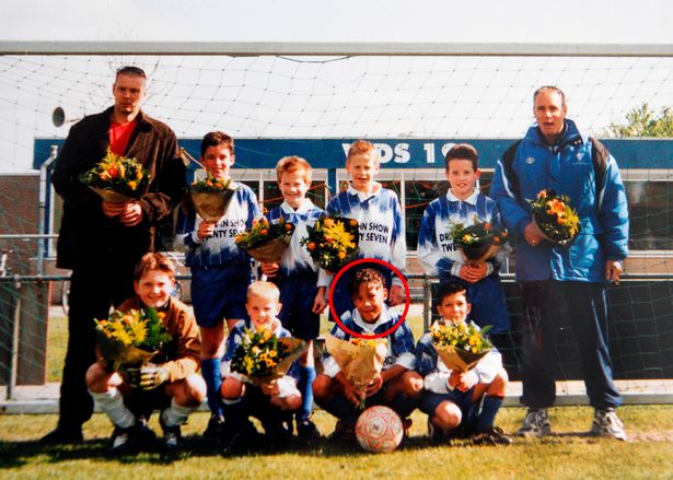 virgil van dijk Early Life